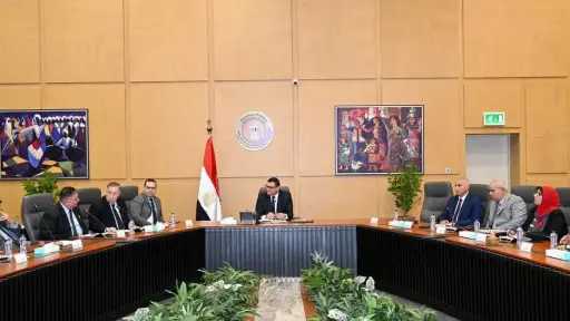 وزير الإسكان: تعزيز البيئة المناسبة...