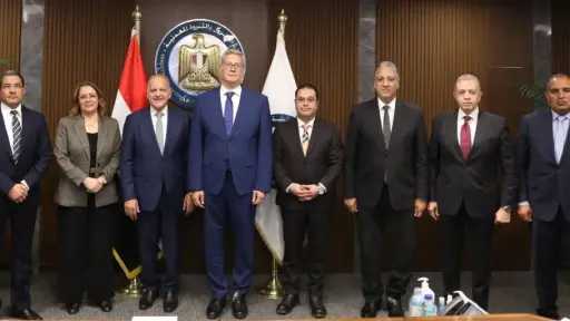 تعاون استراتيجي بين وزارة البترول...