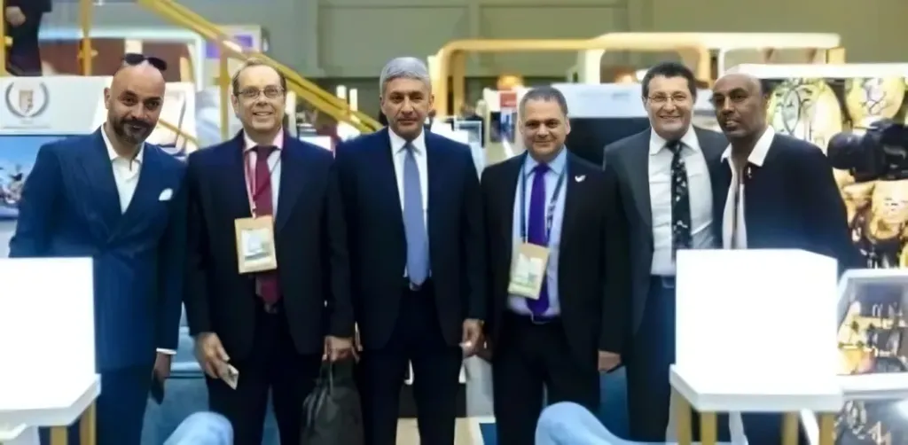 شريف فتحي يدعو القطاع الخاص لإبراز تنوع السياحة المصرية في معرض دبي
