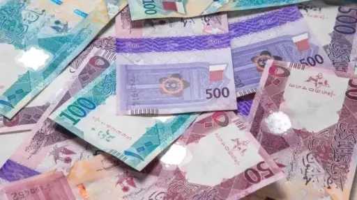 الريال القطري يستقر في أسواق...