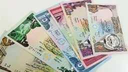 الدينار الكويتي يحافظ على توازنه،...