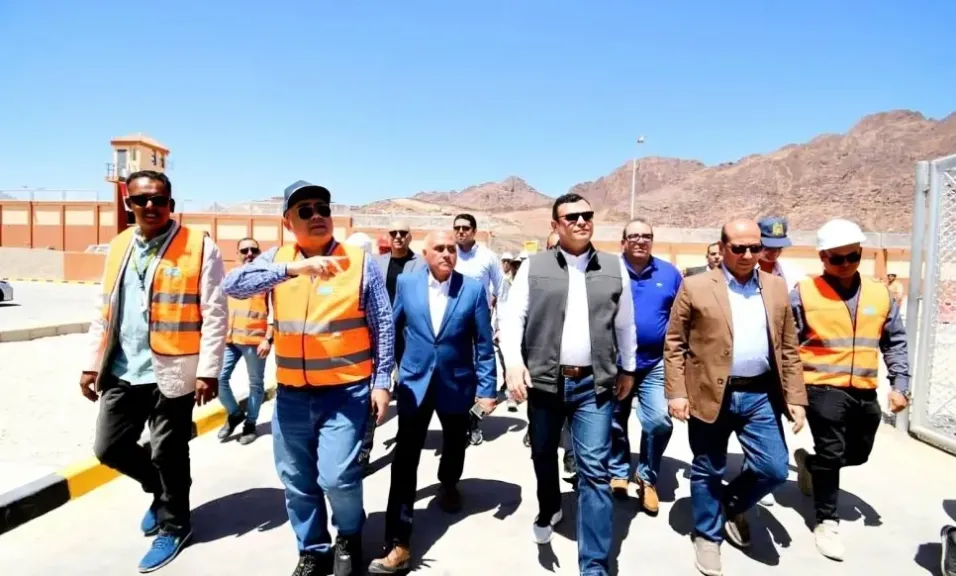 وزير الإسكان يفتتح مرحلة جديدة من التنمية في قلب سيناء