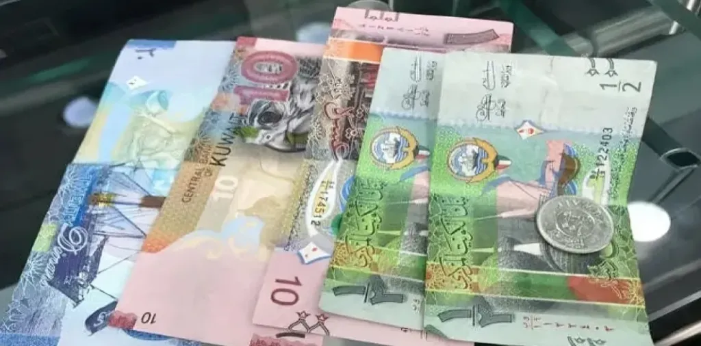 الدينار الكويتي