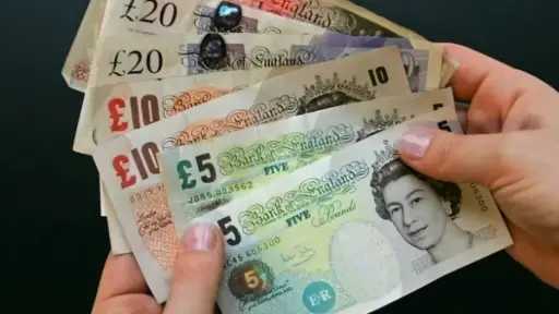 ارتفاع سعر الجنيه الإسترليني في...