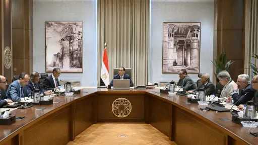رئيس الوزراء يتابع الاستعدادات للاحتفال...