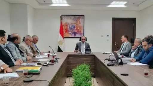 نائب وزير الإسكان يتابع تقدم...