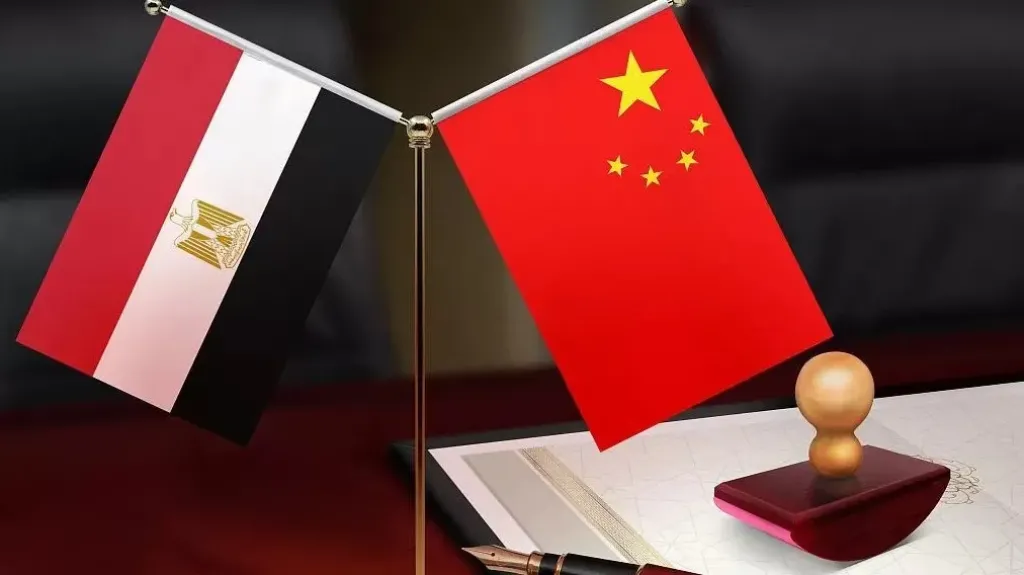 مصر تفتح أبوابها للاستثمار، السماح للشركات الصينية بالتعامل باليوان