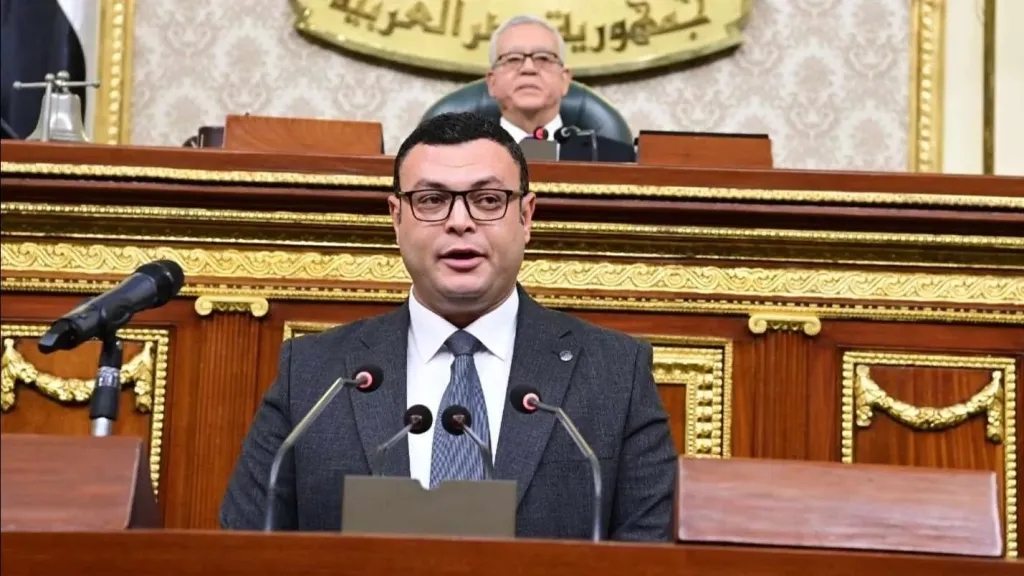 وزير الإسكان